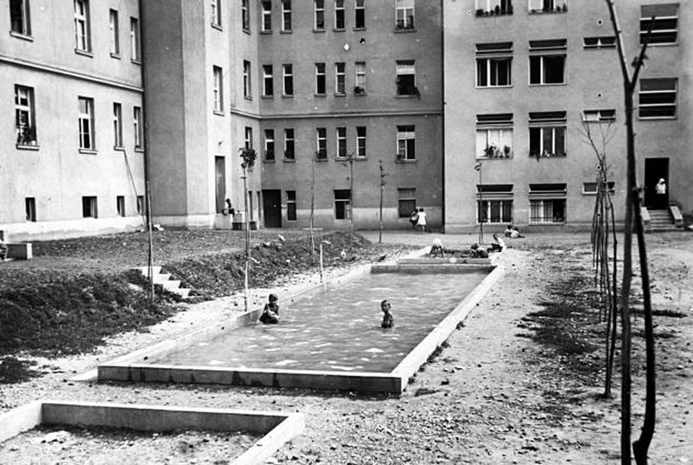 Cankareva ulica - Baruna Filipovića preko puta Plive 1935. godine